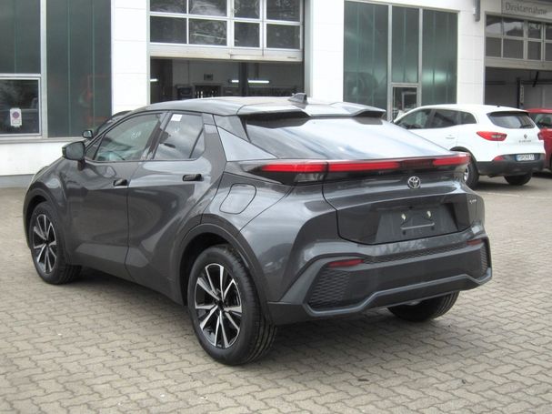 Toyota C-HR 2.0 Hybrid 145 kW image number 3