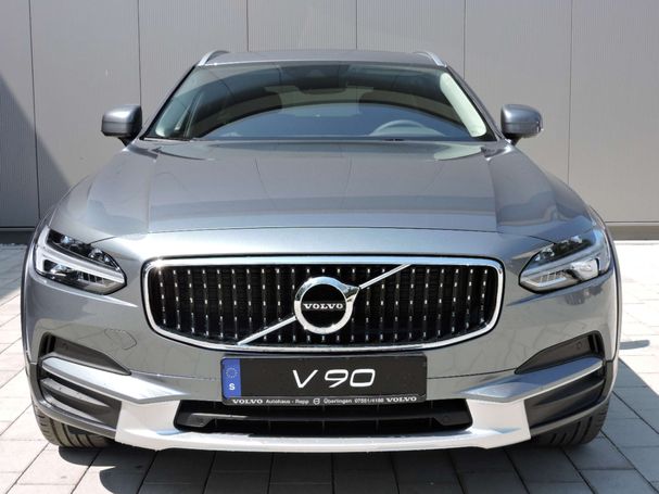 Volvo V90 Cross Country D4 AWD Geartronic 140 kW image number 3