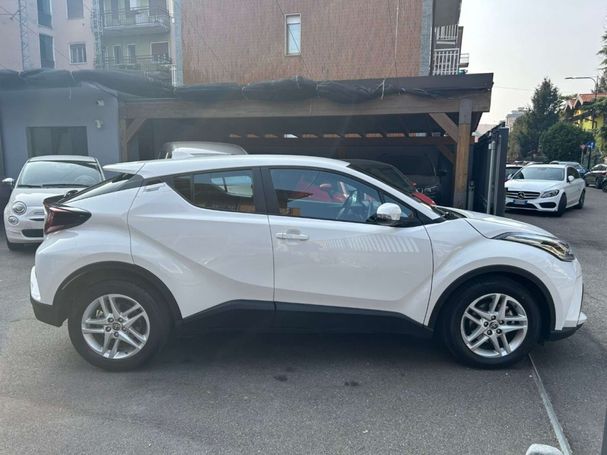 Toyota C-HR 1.8 Hybrid Active 90 kW image number 3