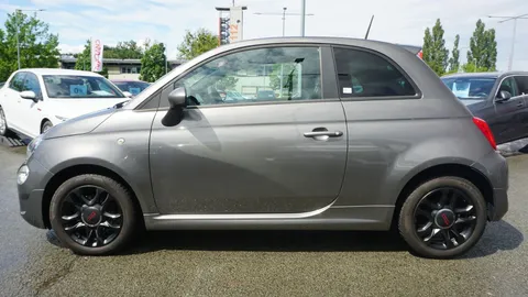 Car image 5