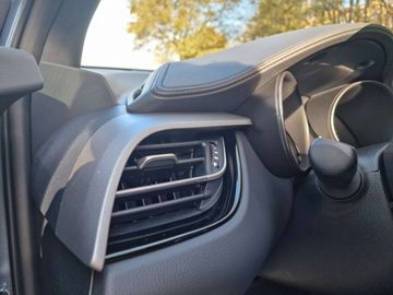 Car image 37