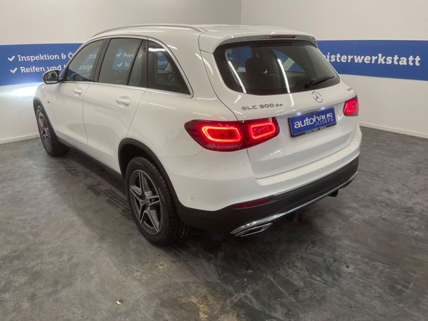 Mercedes-Benz GLC 300 143 kW image number 8