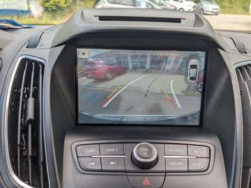 Car image 16