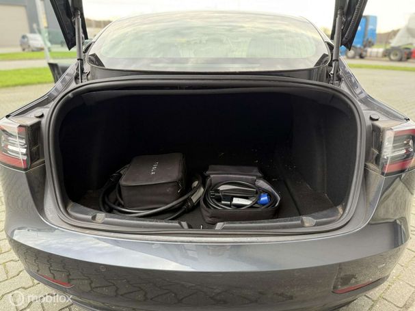 Tesla Model 3 60 Standard Range Plus 175 kW image number 9