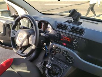 Car image 12