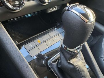 Car image 28