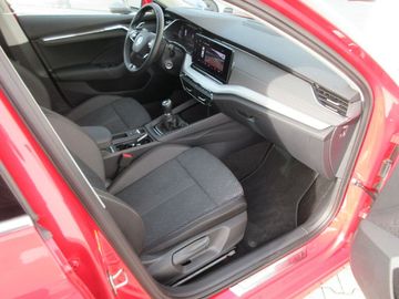 Car image 13