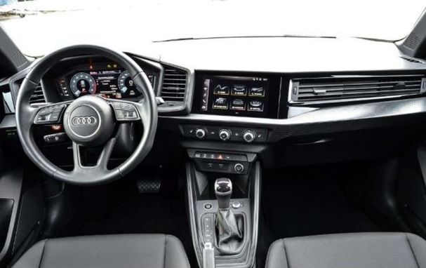 Audi A1 30 TFSI S tronic S-line 81 kW image number 2