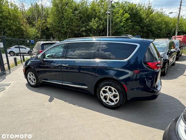 Chrysler Pacifica 208 kW image number 5