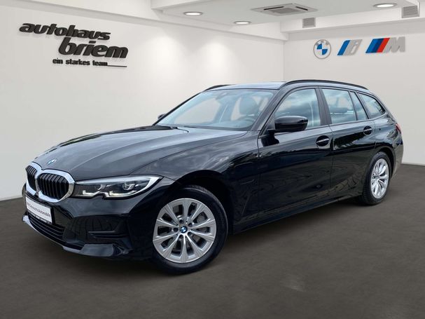 BMW 330 e Touring Advantage 215 kW image number 1