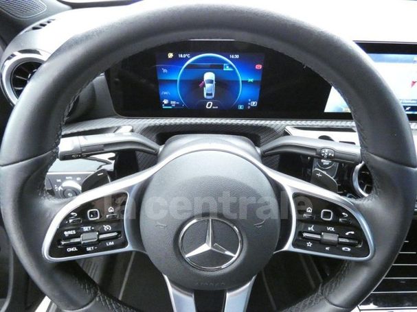 Mercedes-Benz A 180 d 85 kW image number 10