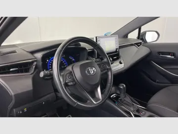 Car image 39