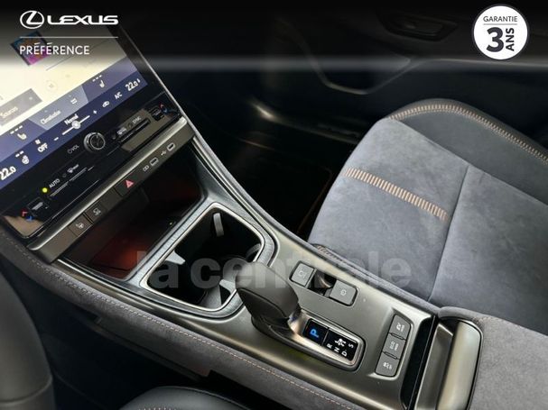 Lexus LBX 1.5 100 kW image number 20