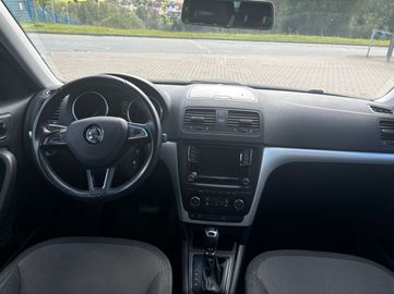 Car image 30