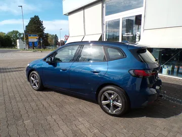 Car image 37