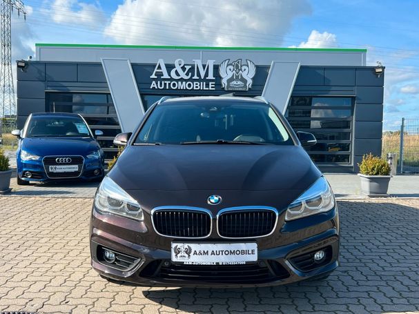 BMW 220i Active Tourer Advantage 141 kW image number 3