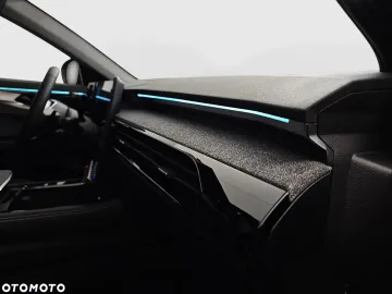 Car image 39