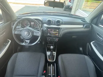 Car image 23