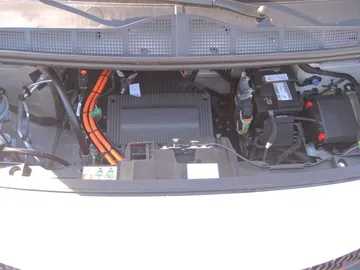 Car image 16