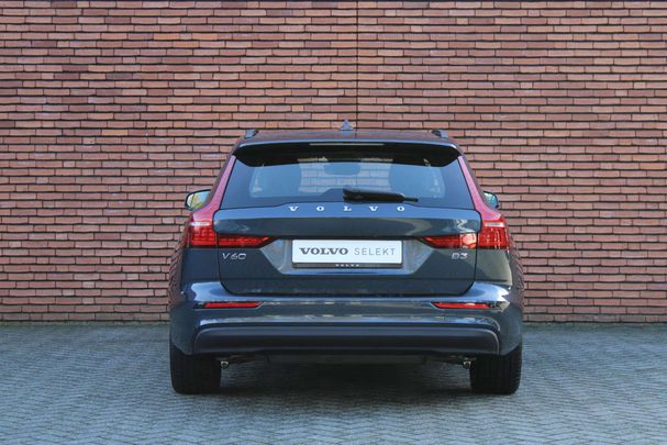 Volvo V60 B3 Essential 120 kW image number 11