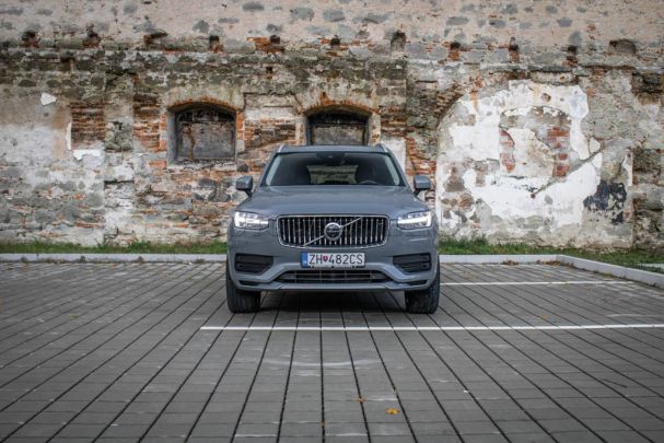 Volvo XC90 B5 AWD 173 kW image number 2