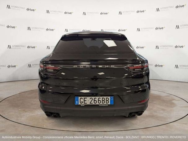 Porsche Cayenne Coupe E-Hybrid 340 kW image number 3