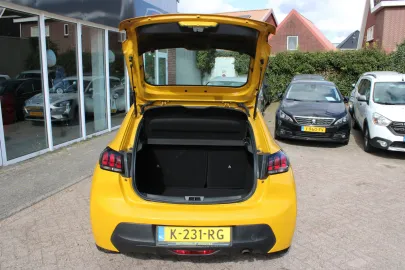 Car image 23
