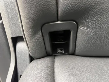 Car image 50