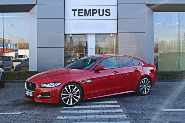 Jaguar XE 147 kW image number 1