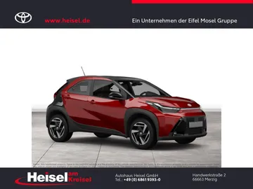 Car image 3