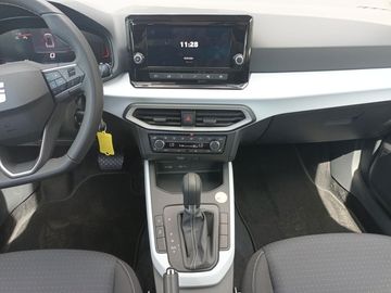 Car image 12