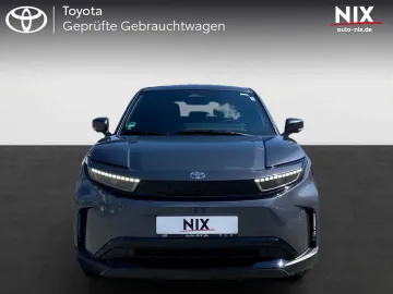 Car image 2