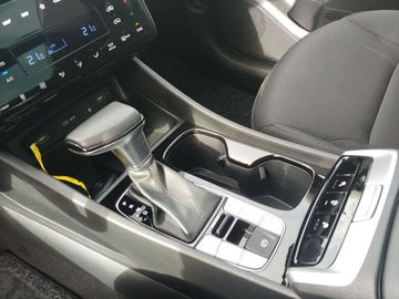 Car image 10