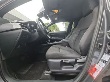 Car image 8