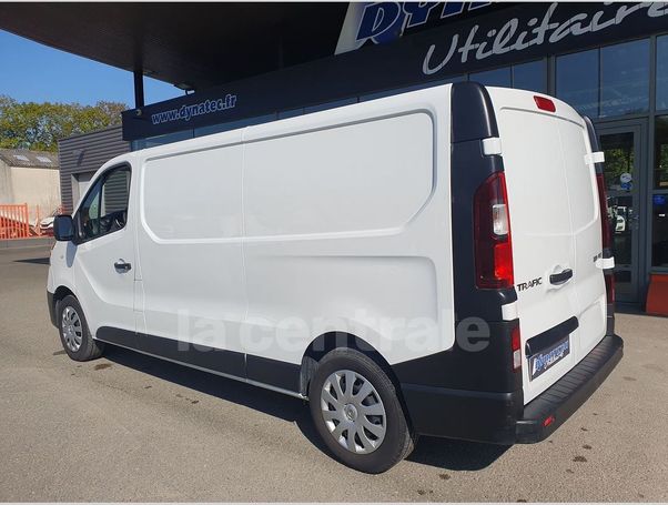 Renault Trafic dCi 120 88 kW image number 4