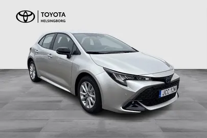 Car image 2