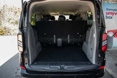 Car image 31