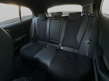 Car image 31
