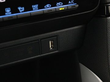 Car image 31