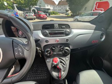 Car image 30