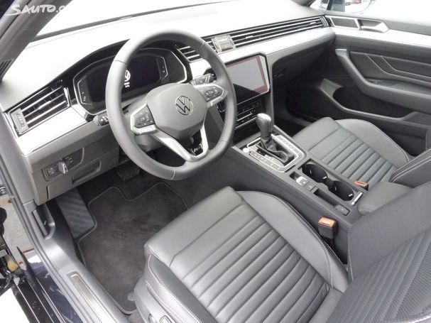 Volkswagen Passat Variant 2.0 TDI Elegance 4Motion DSG 147 kW image number 6