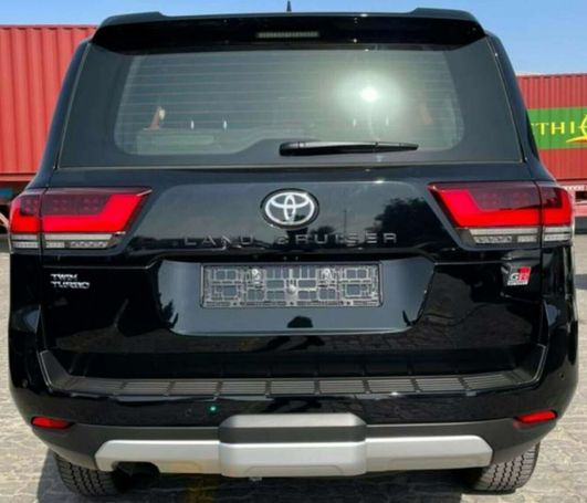 Toyota Land Cruiser 305 kW image number 8