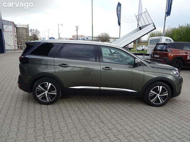 Peugeot 5008 BlueHDi 130 Allure 96 kW image number 2