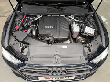 Car image 27