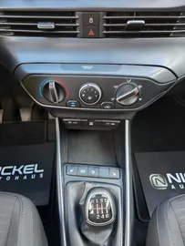 Car image 39