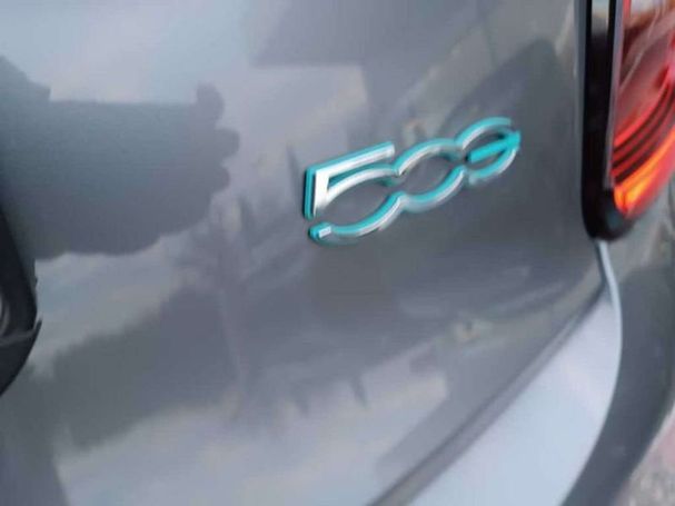 Fiat 500 e 70 kW image number 11