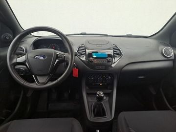 Car image 13