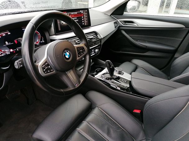 BMW 520d Touring 140 kW image number 6