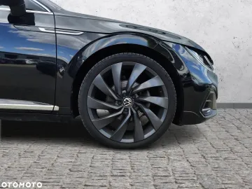 Car image 40