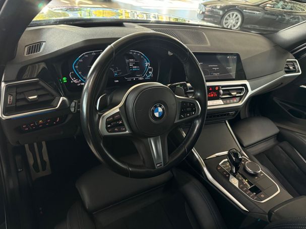 BMW 320 Touring e M Sport 150 kW image number 19